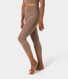 Manduka Dhara Capri Legging Lions Mane Heather