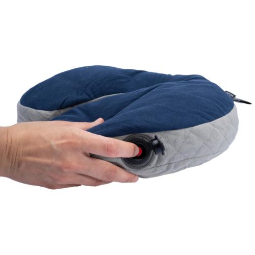 Kelioninė pagalvėlė COCOON Air-Core Neck Pillow Ergonominė Mikropluoštinė