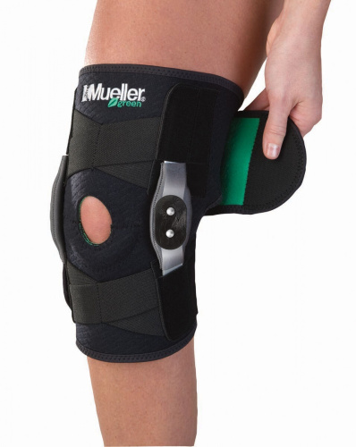 MUELLER® elastinis kelio įtvaras su šoniniais sutvirtinimais