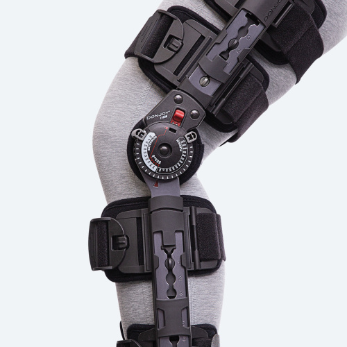 Donjoy X-ROM pooperacinis stabilizuojantis kelio įtvaras