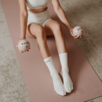 Sportinės kojinės BAHE Studio Grippy Crew Socks