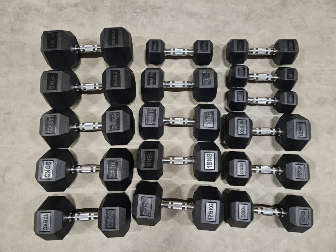 Jėgos rinkinys – Reguliuojamas suoliukas, 220 kg Hex hanteliai ir 3 eilių stovas